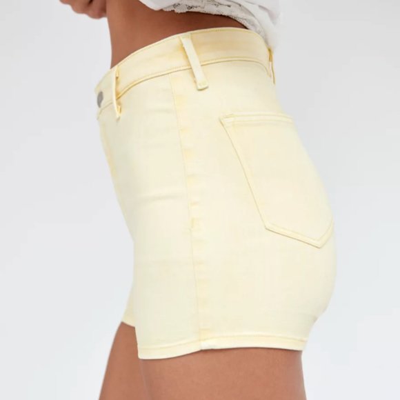 NEW H&M Denim Shorts Classic Stretch Cuffed Stretch Light Yellow SZ 12 - Picture 4 of 11